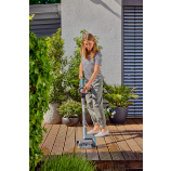 Gardena akutoitega mitmeotstarbeline puhastusseade AquaBrush patio 03/18V P4A komplekt