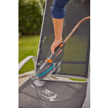 Gardena Cleansystem käsiharja M (pehme), voolikuliitmikuga, väiksemate pindade puhastamiseks