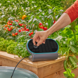 Gardena päikeseenergiaga kastmissüsteem AquaBloom L – komplekt, automaatne kastmissüsteem