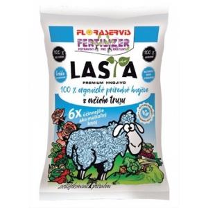 Lasta väetis, mis on valmistatud küpsest lambasõnnikust